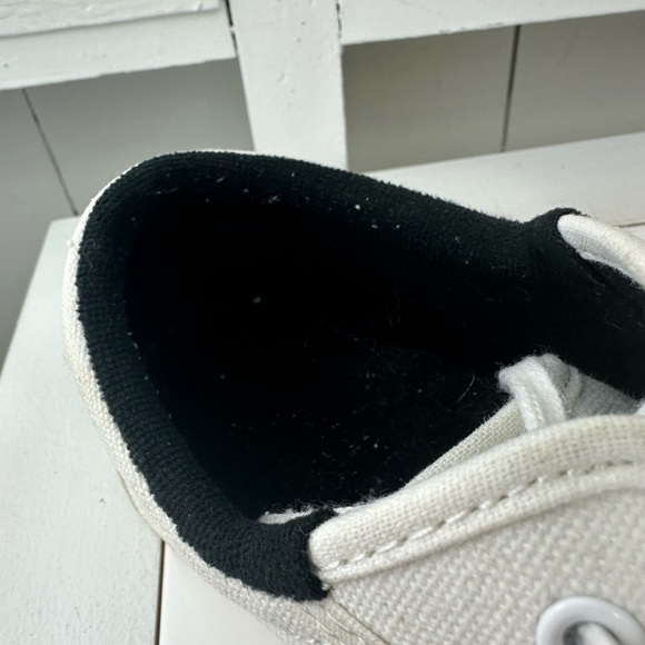 Tretorn Nylite Icon Sneaker - Women's Size 9 Black and White Tennis Shoes - Picture 5 of 13